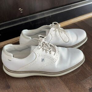 FootJoy White Oxford Shoes Classic Minimalist Design